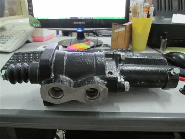 Foto part 23A-43-13111 BOOSTER ASSY